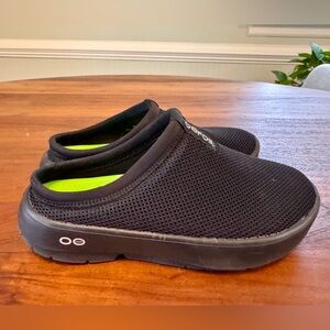 OOFOS OOcoozie Sport Mule Black Slip On Mesh Shoes Womens Size 6.5 Worn Once